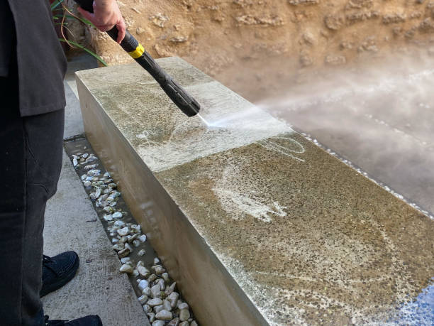 Why Choose Our Certified Pressure Washing Experts for Your Project Needs in Salem, IL?